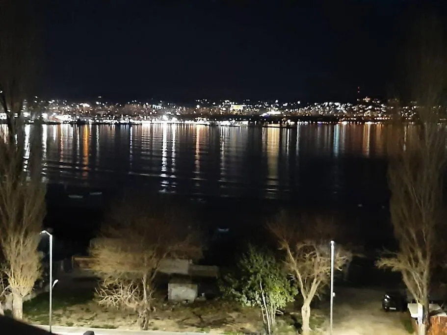 Beachfront Panoramic Flat @ South Bay Residence Varna